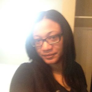 Meet your Posher, Farrah